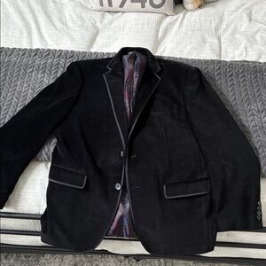 Van Heusen Men's Black Velvet Blazer